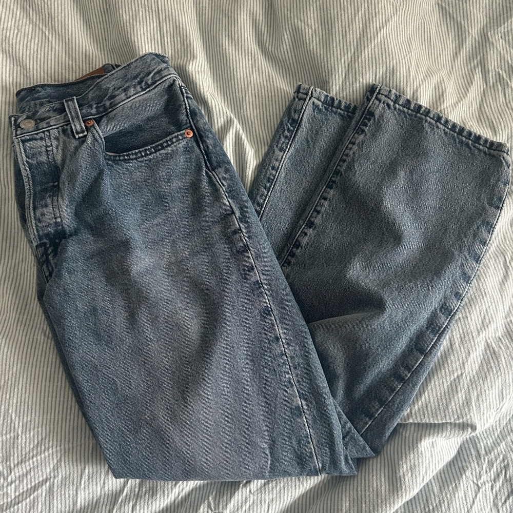 Levi's Women's 90s Straight Leg Jeans - Vintage Medium Blue